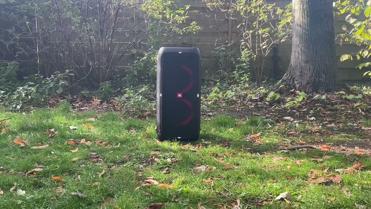 JBL PartyBox 310 outdoor sound test 