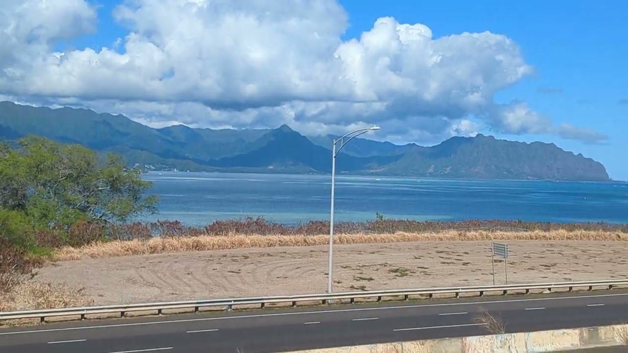 Part 12. Cruising Kailua. 10/27/23.     H-3 on ramp to Aikahi Gardens