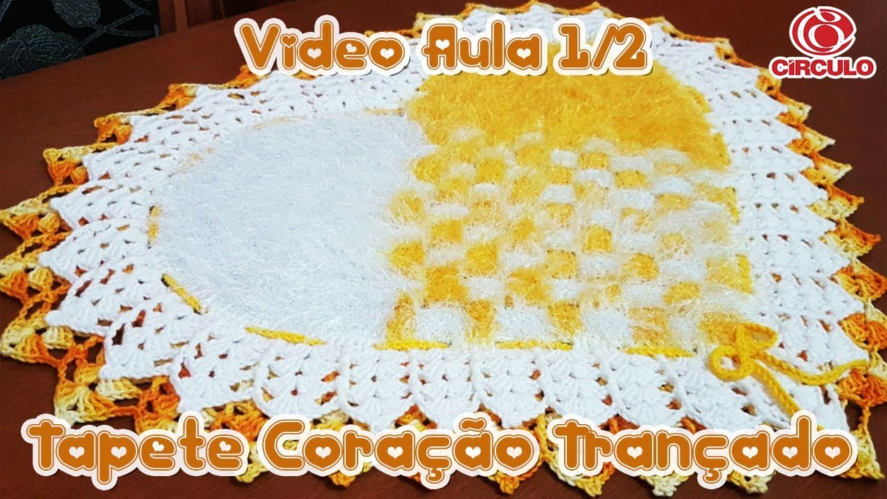 Tapete Coração Trançado em crochê 1/2