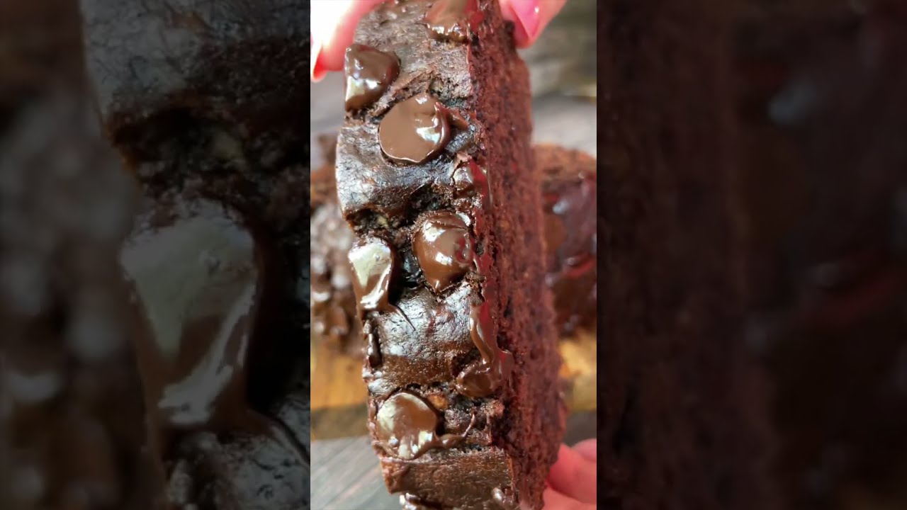 Chocolate Banana Cake | Simple and Delish by Canan