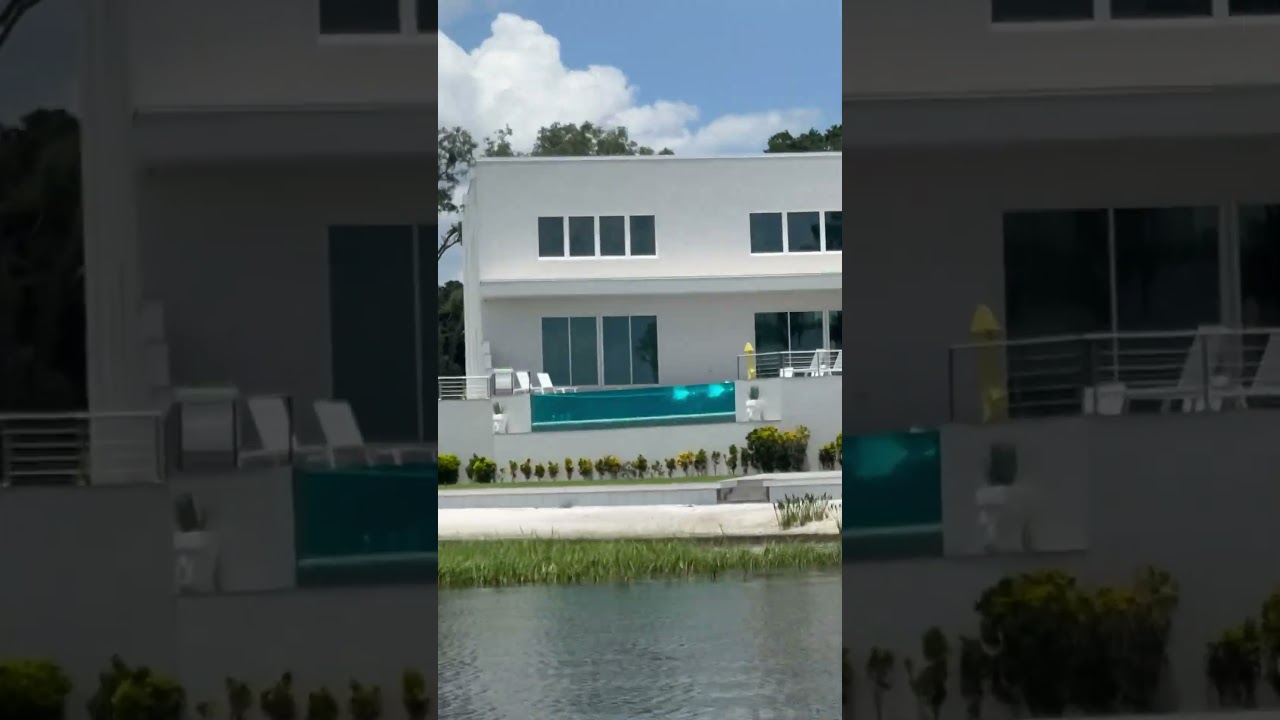 Achei essa mans&atilde;o no lago  #shortsbrasil #shortsviral #shortsvideo #travel #mans&atilde;omaromba