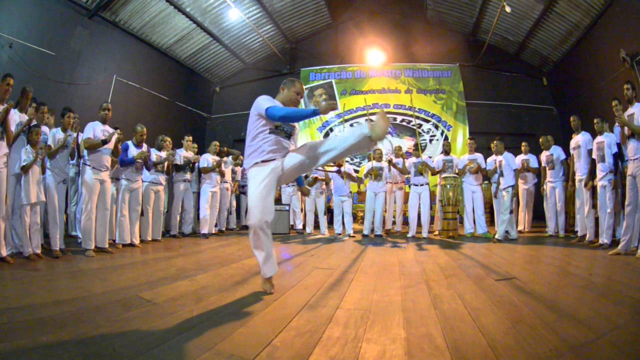 Ginga Brasil Capoeira  Capoeira solo