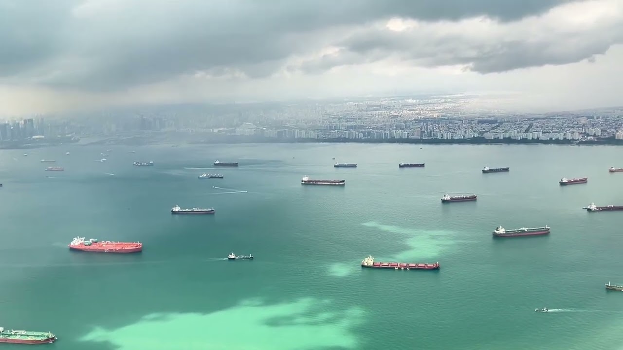 Landing in Singapore 🇸🇬 | Window Seat View ✈️ Cinematic Descent & Ocean Skies