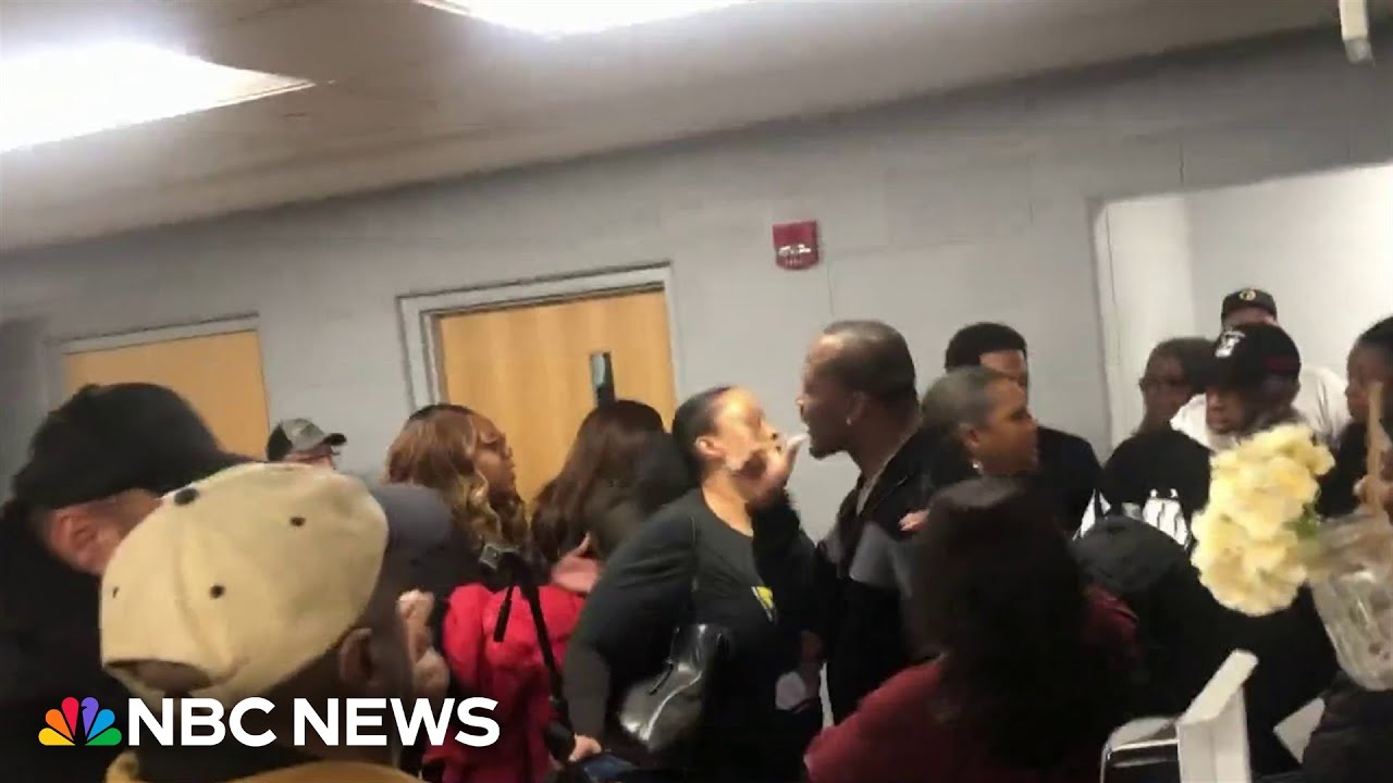 'An embarrassment': Illinois mayor involved in board meeting brawl 