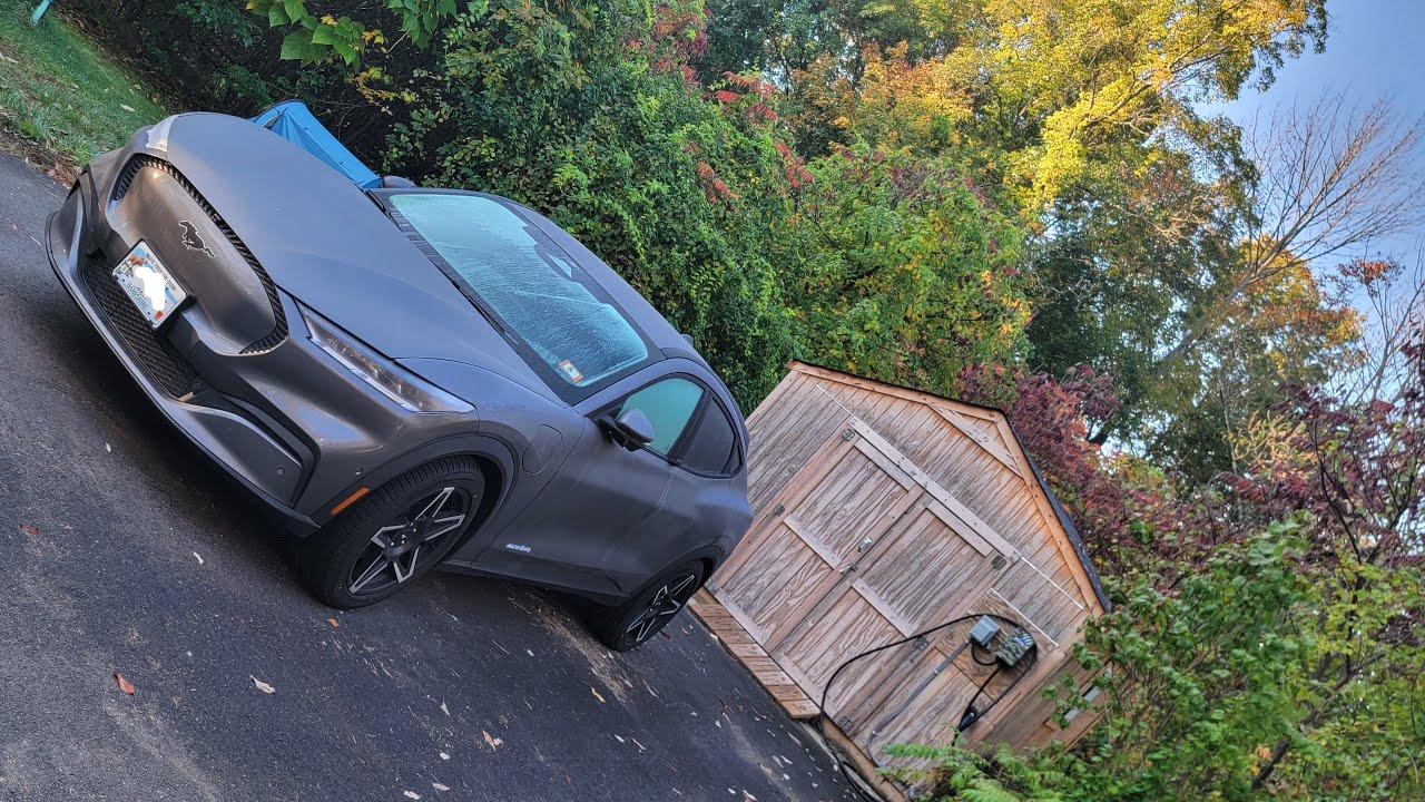 MUSTANG MACH-E  Select AWD | Whisper Mode Road Trip |Efficiency |  Range Anxiety | Electrify America