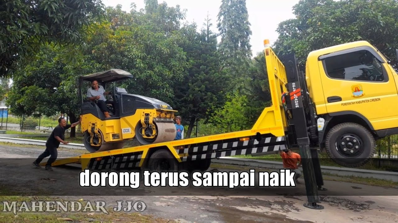Tandem mini bomag bw 100 ad naik ke self loader Mitsubishi