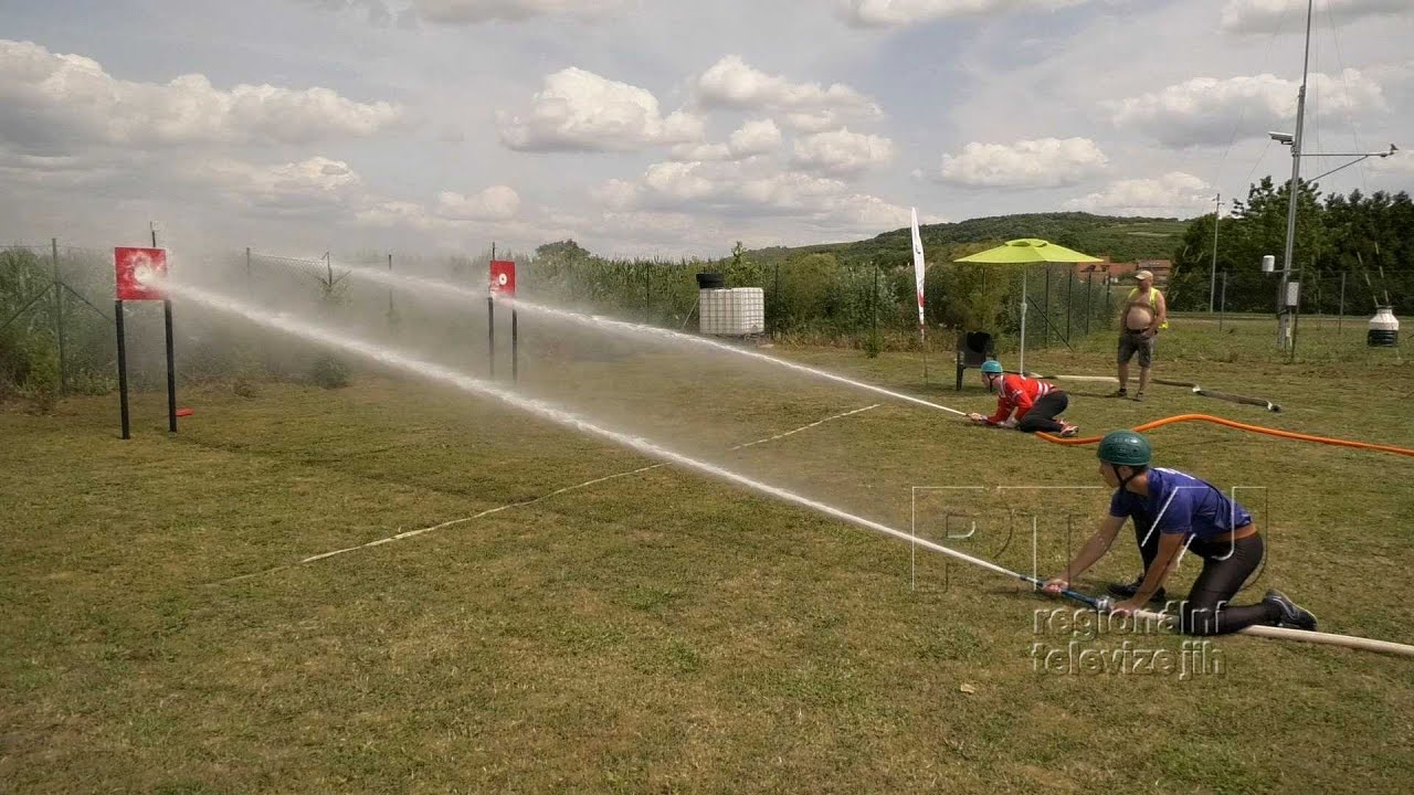 O pohár obce Kobylí běhali jednotliví hasiči i celé týmy