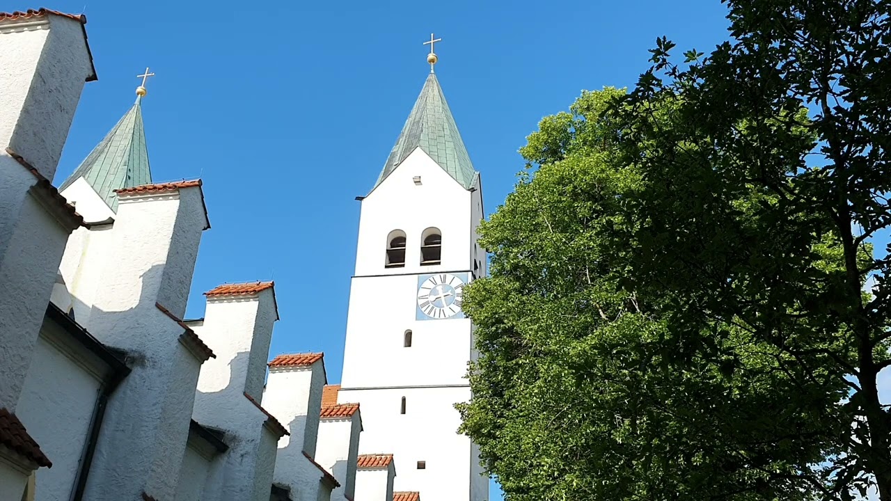 Freising (FS) Dom St. Marien und Korbinian : Glocken 11-9 7-4 und 2