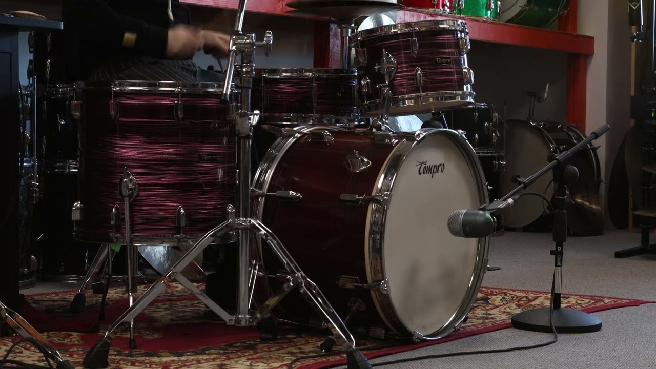 Vintage Tempro Red Strata Drum Set