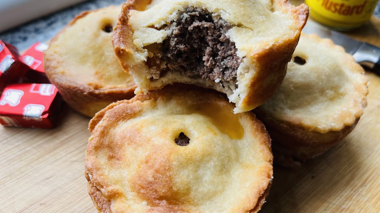 HOW TO MAKE KETO MEAT PIES