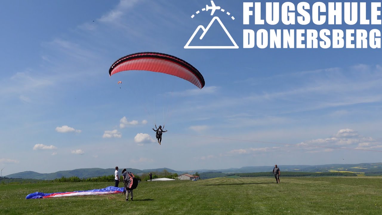 A day of playing in the sun - Flugschule Donnersberg