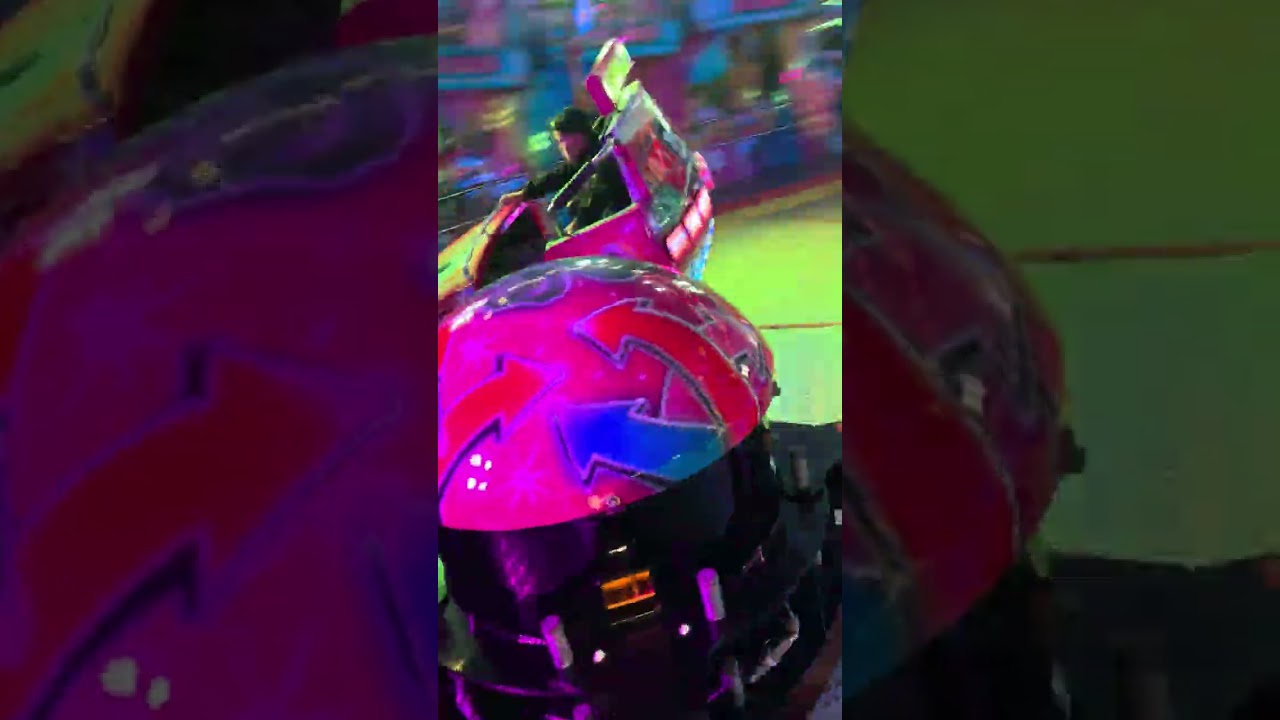 Breakdance (de Porter) on ride, Kermis Laren 2025.