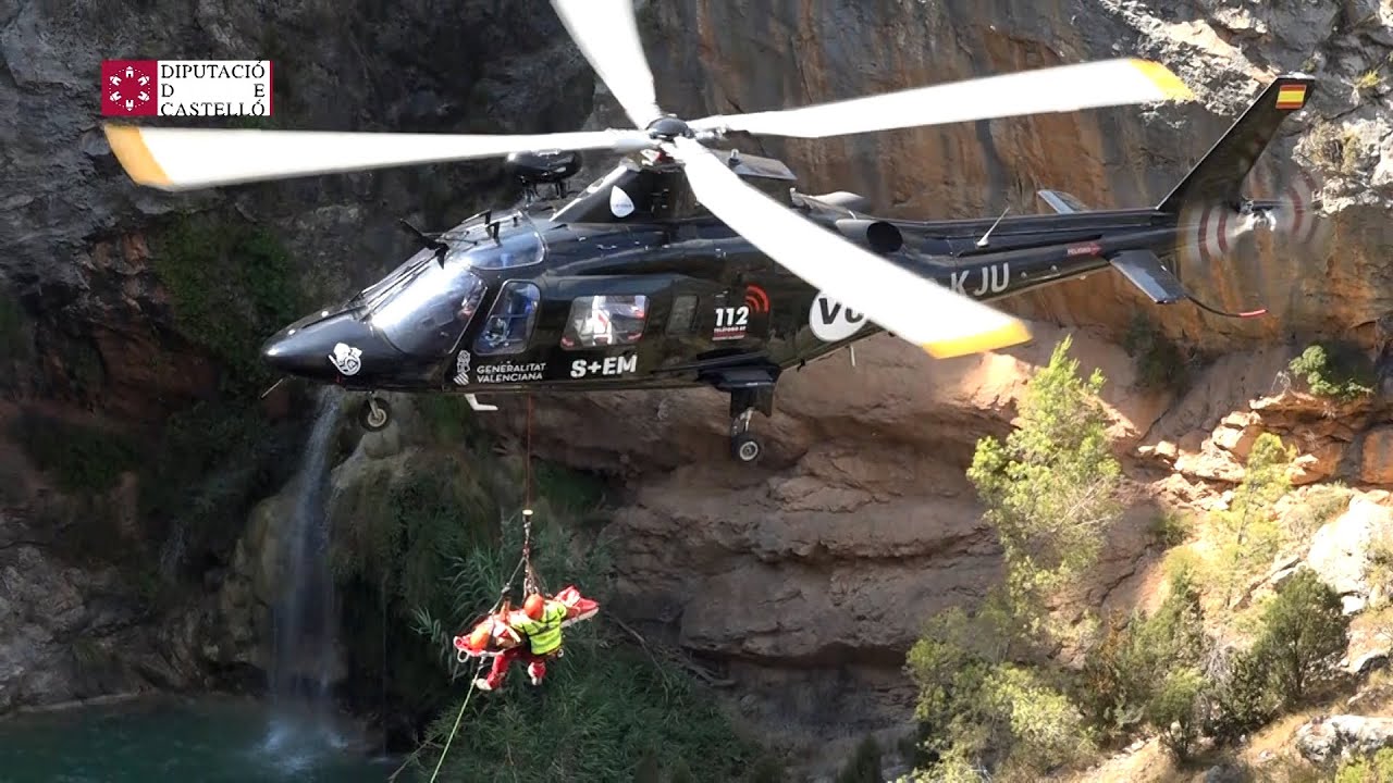 Bomberos de Castellón rescatan a una mujer en el Barranco Centenar