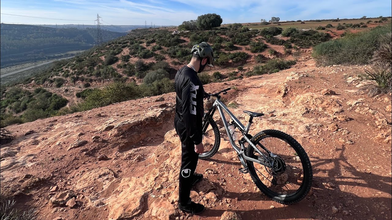 الدراجة الجبلية النزول من هضبة عكراش، سلا trail plateau akrach nice trail for training