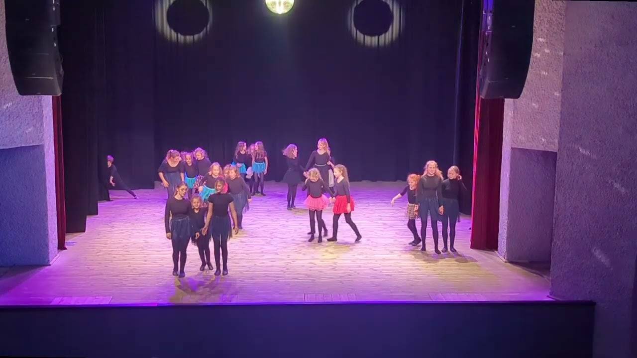 90-ųjų fiesta- Gimnastikos klubas Šuolis