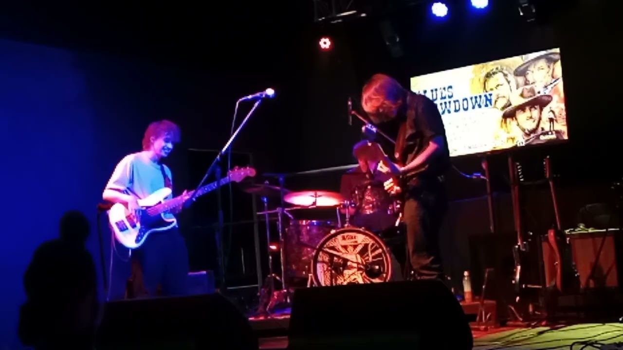 Jimi Hendrix "Voodoo Child" | Earth Blues cover at Daisy Jones Bar (30th March 2025)