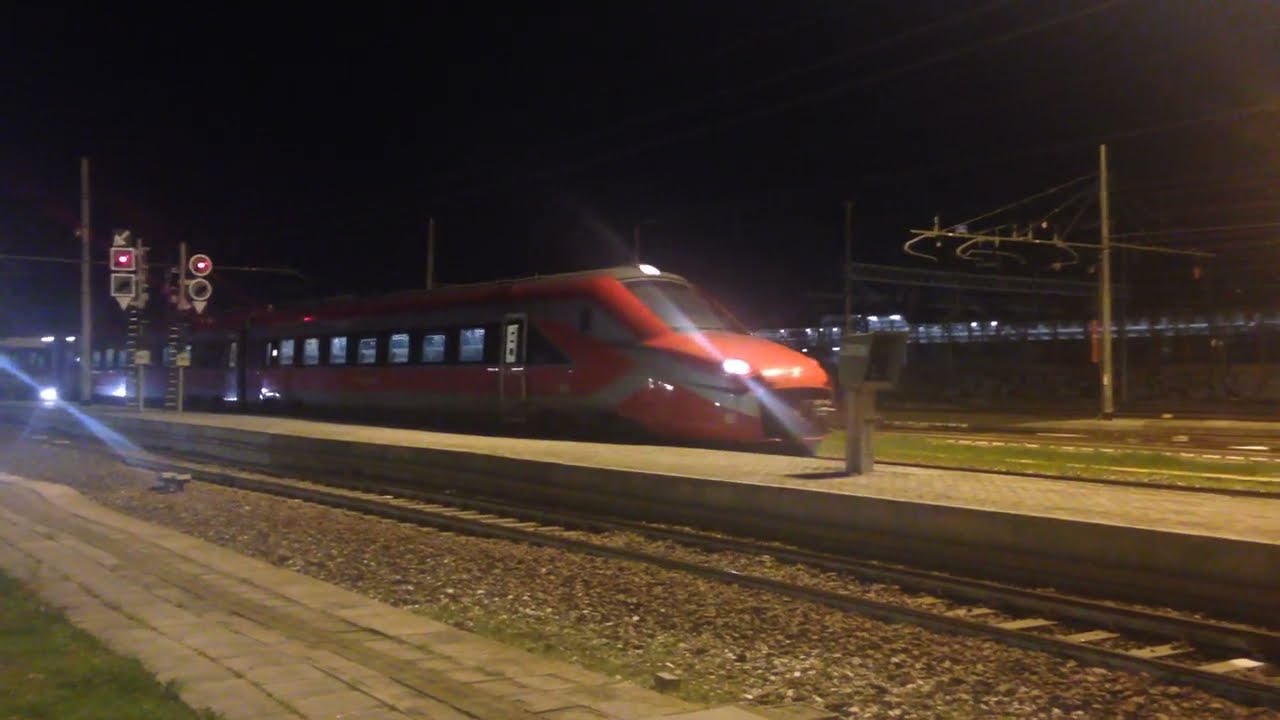 Un Frecciarossa a Piazzale Ovest