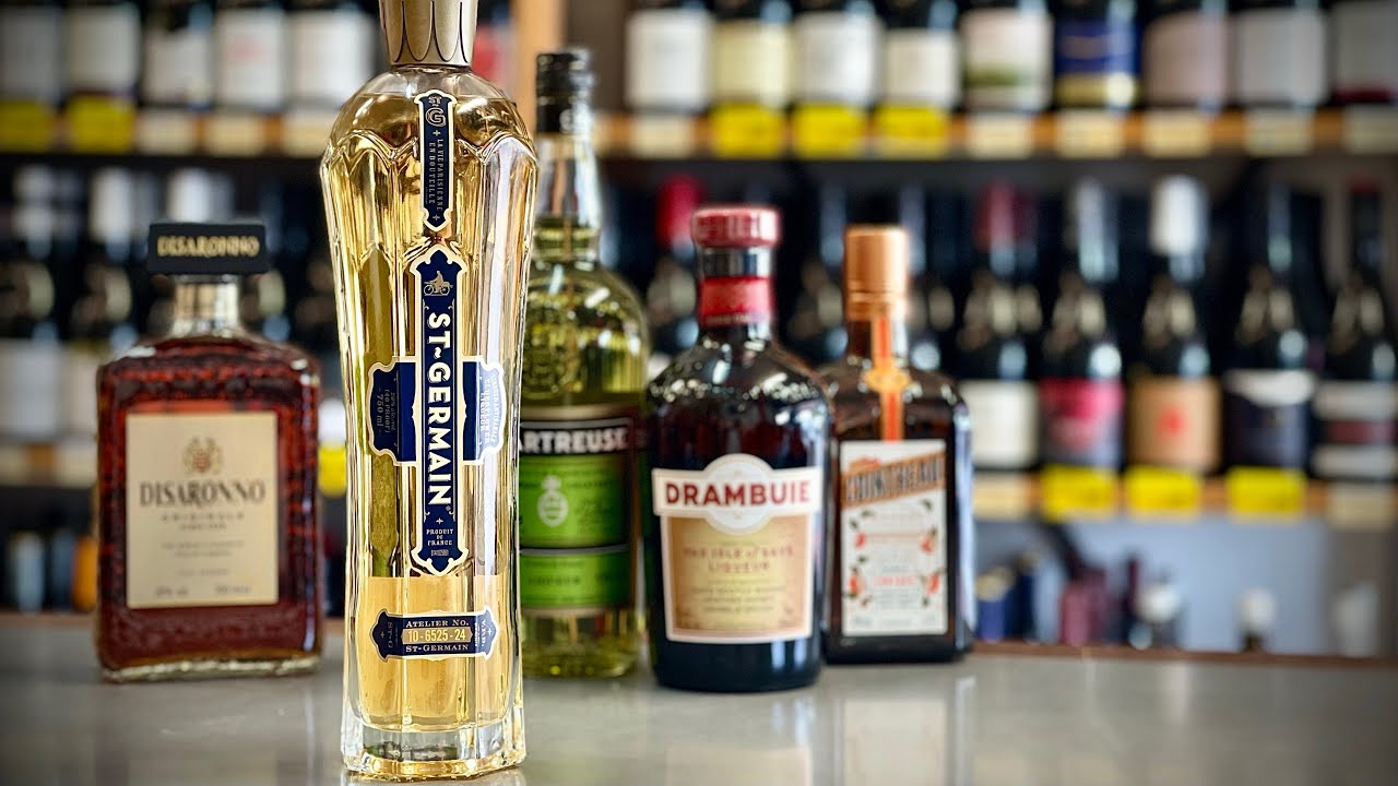 利口酒笔记：据说这是全球第一款接骨木花利口酒！St Germain Elderflower Liqueur