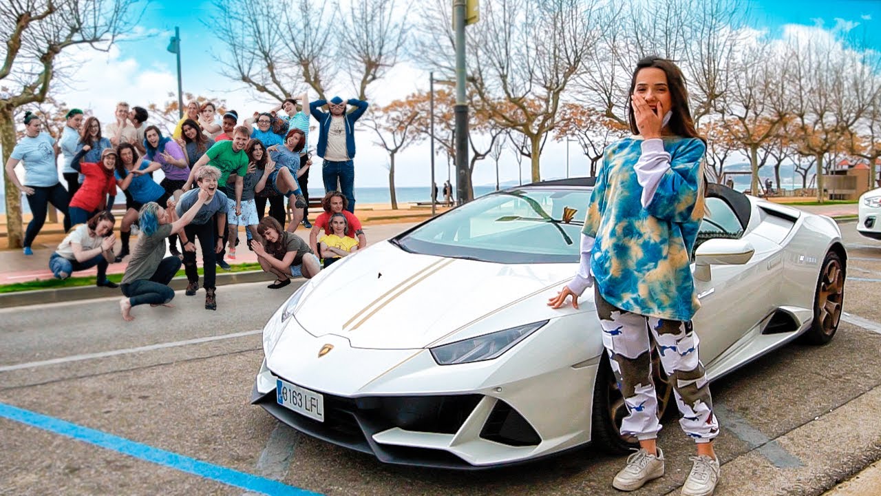 RECOJO A MI NOVIA POR SORPRESA DE LA UNIVERSIDAD EN UN LAMBORGHINI!! **asi reacciona!**