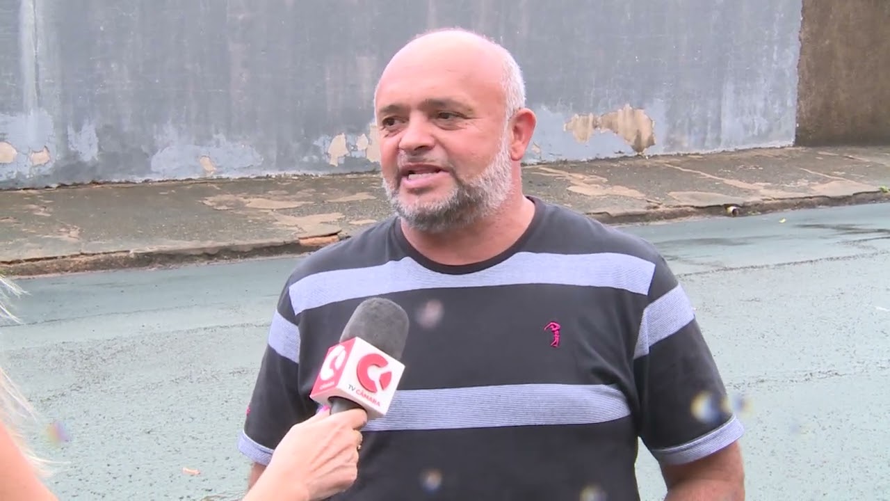 OPERAÇÃO TAPA-BURACOS É REALIZADA NO BAIRRO FIGUEIRINHA