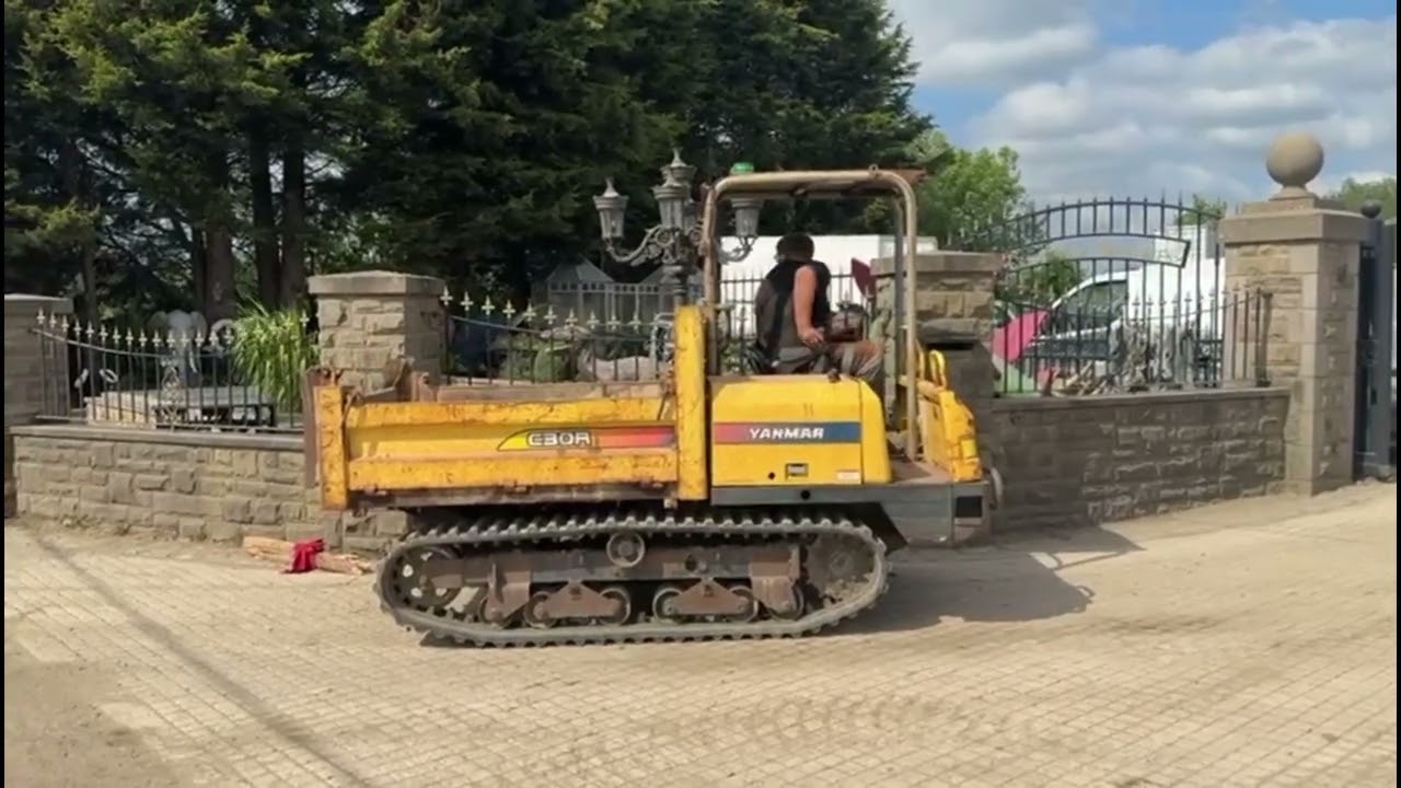 2012 YANMAR C30R 2B 3 TON DIESEL TRACKED CRAWLER CARRIER DUMPER