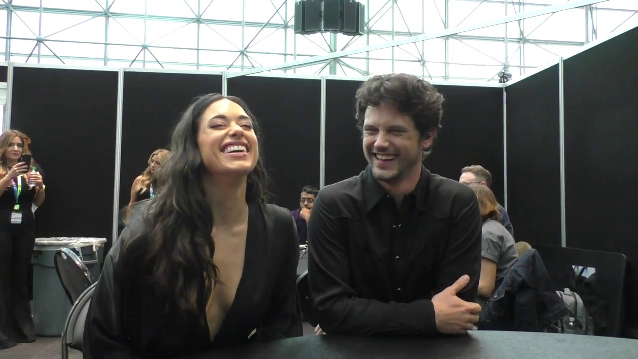 NYCC 2019:  ROSWELL, NEW MEXICO - Jeanine Mason, Nathan Parsons