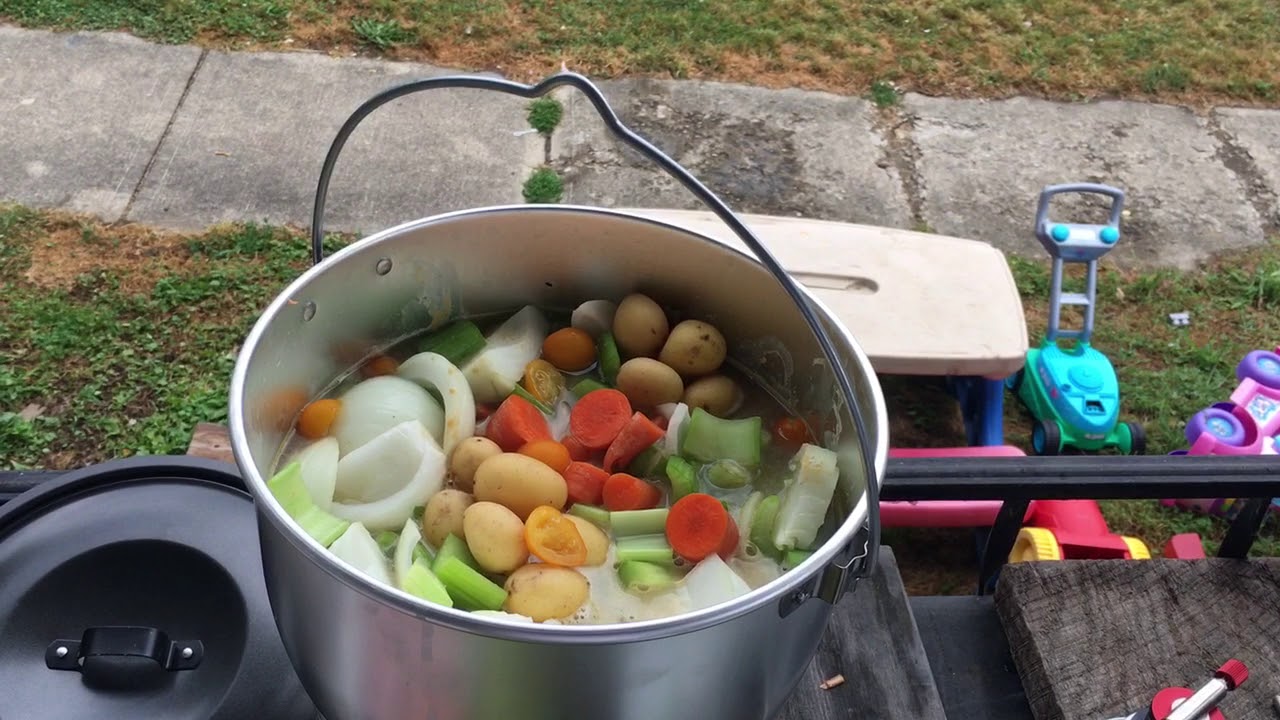 Chicken stew on The Trangia 25 with accessory 4.5l Billy