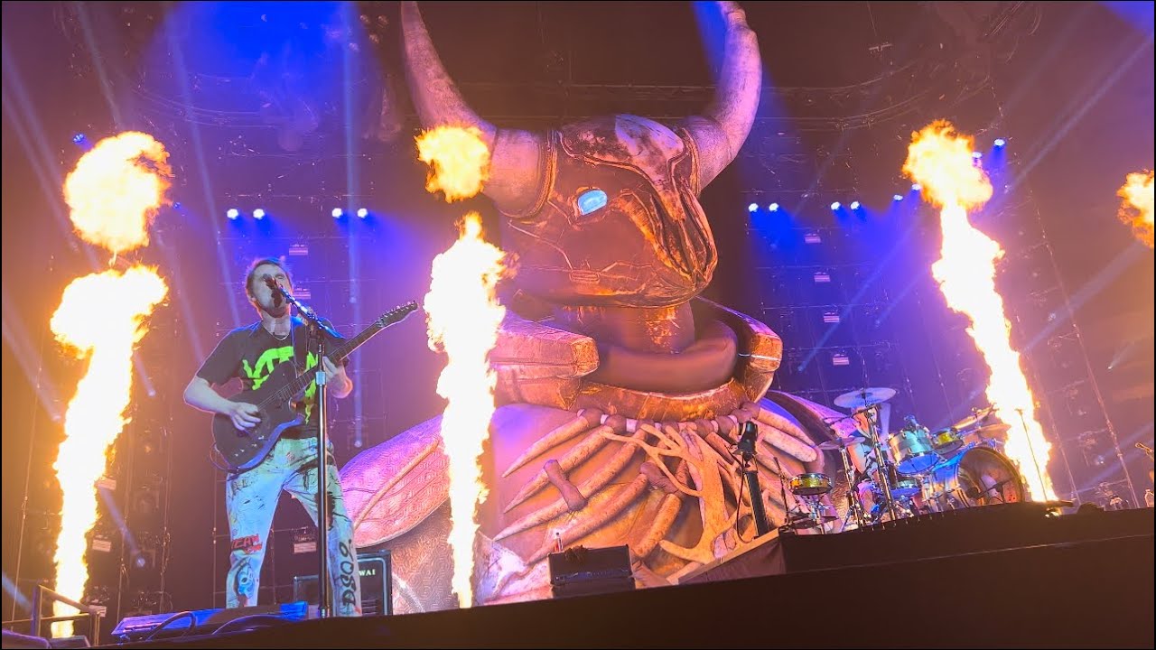 Muse: Knights of Cydonia [Live 4K] (Minneapolis, Minnesota - February 26, 2023)