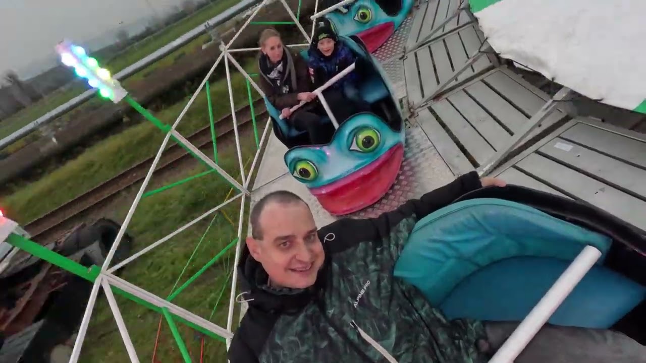 Novácky jarmok 2025 - atrakcia Crazy Frog ( onride ) 😊✌️😀😉😄👍🙂