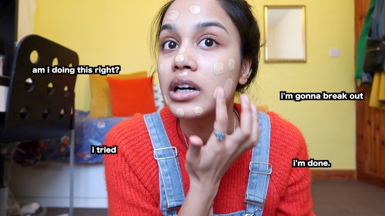 watch me struggle to put make up on | clickfortaz