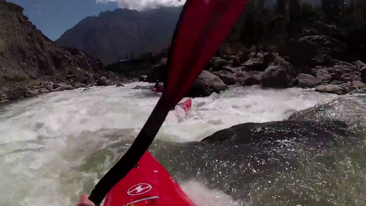 The Sacred Valley of the Incas Kayaking Urubamba Rio Peru Class 5
