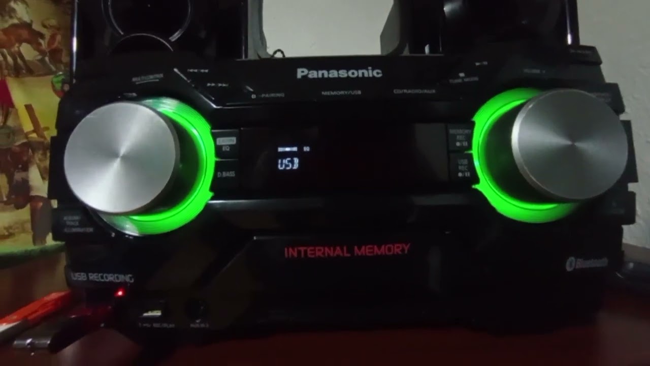 🎀Ventas Hermoso Panasonic AKX400 Conexión A Bluetooth USB Memoria Interna 2GB Con 300 Temas Cd Mp3!🎀