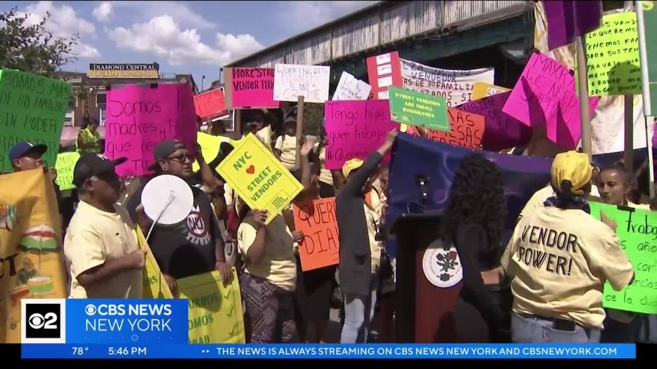 Queens street vendors say they're being targeted by city