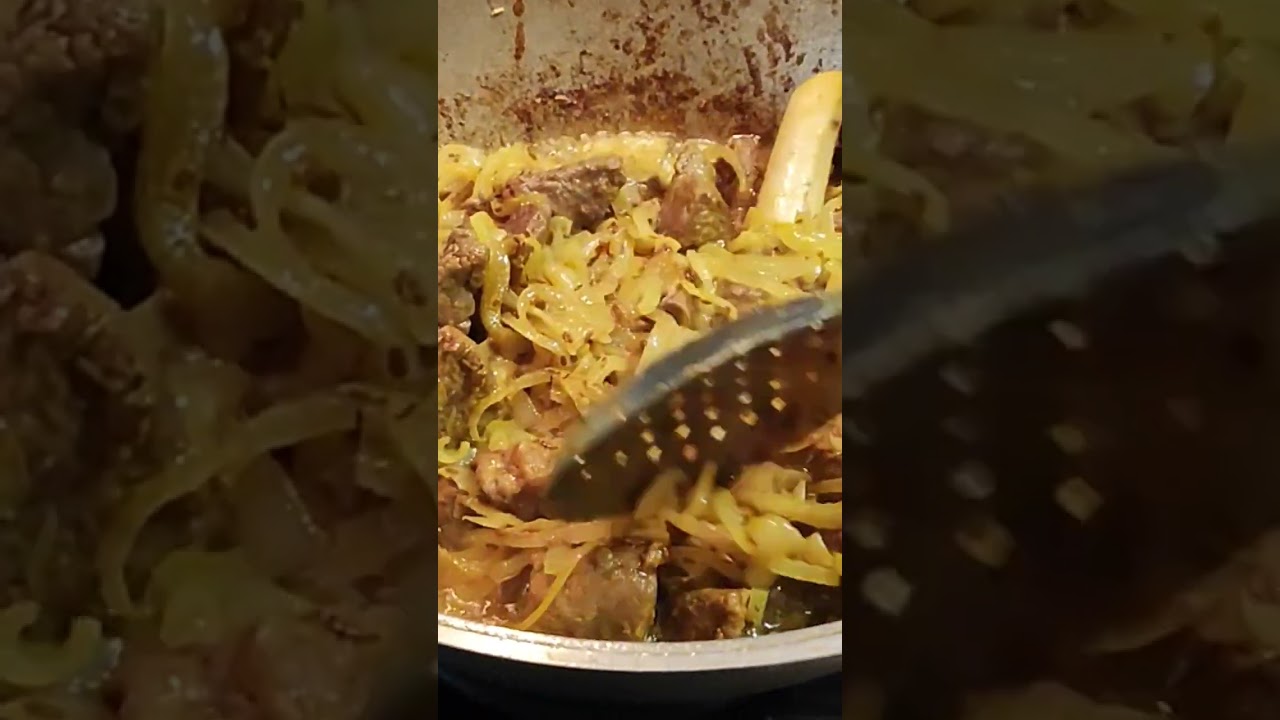 Я делаю самый вкусный в мире плов. Je fais le plov le plus délicieux du monde
