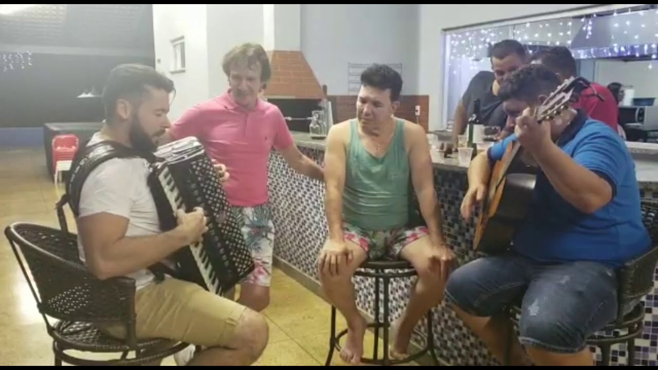 Amor Distante - di Paullo e Paulino e Mangaba Sanfoneiro