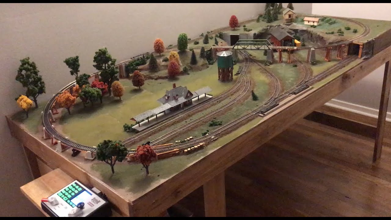 Building a Small HO Scale Layout - Ep 4 - Trees & Electrical Issues