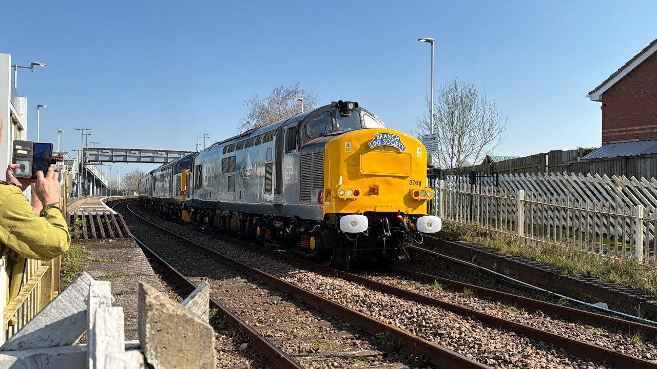 Branch Line Society - “Down to Dundee” with 37611 “Pegasus” & 37423 “Perseus” (19/03/26)