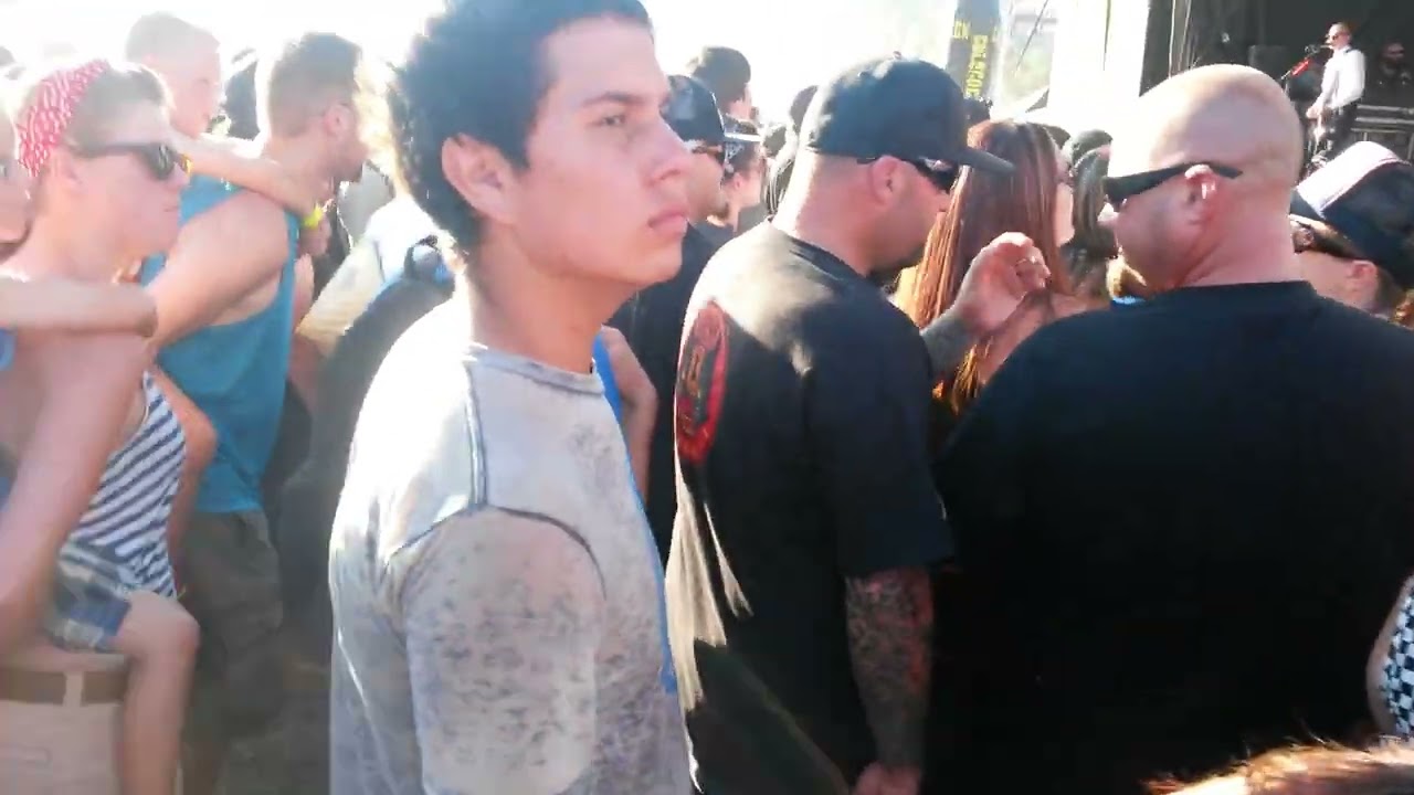 Interrupter's Live HD 2015 @ Punk's Not Dead