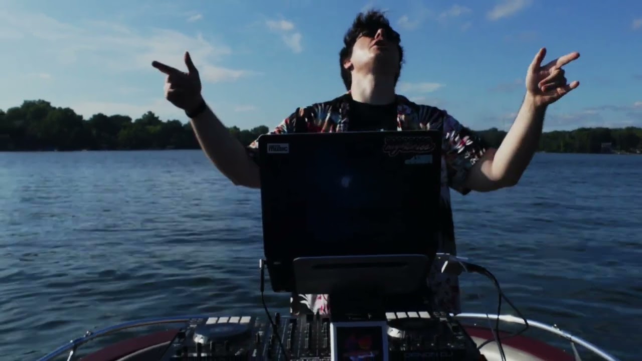 d.notive - THE BOAT SET