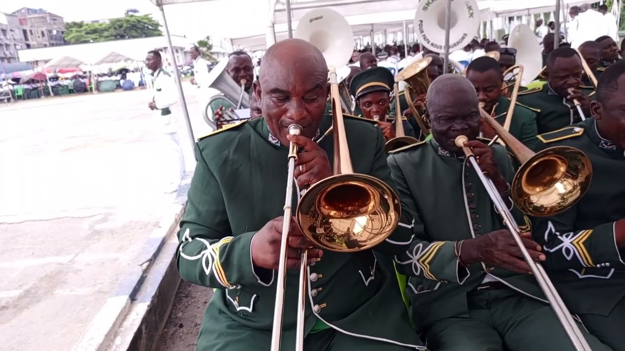 Tolanda musique douce avec faki mere dans :: makila mayo masopanaka  🗣️🎙️💤🎷📯🎼🔈🎷
