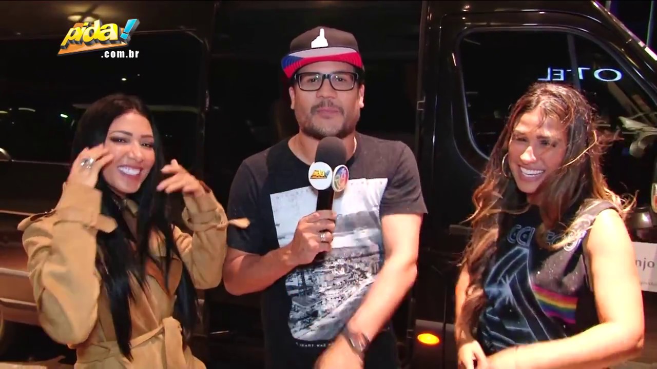 Simone e Simaria no Baile da Santinha