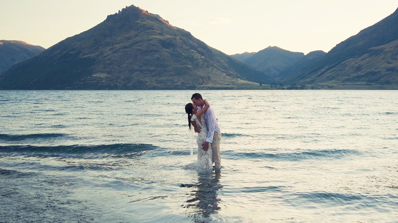 Elopement Turns Into A Lake Dip | Queenstown