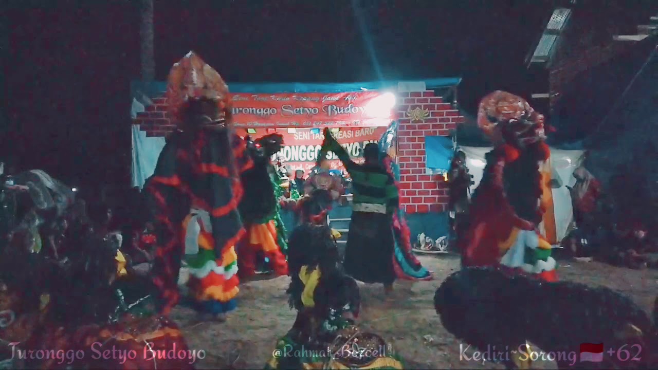#senitari#tarian#tarikudalumping Kepang & Rampokan singo barong Turonggo Setyo Budoyo