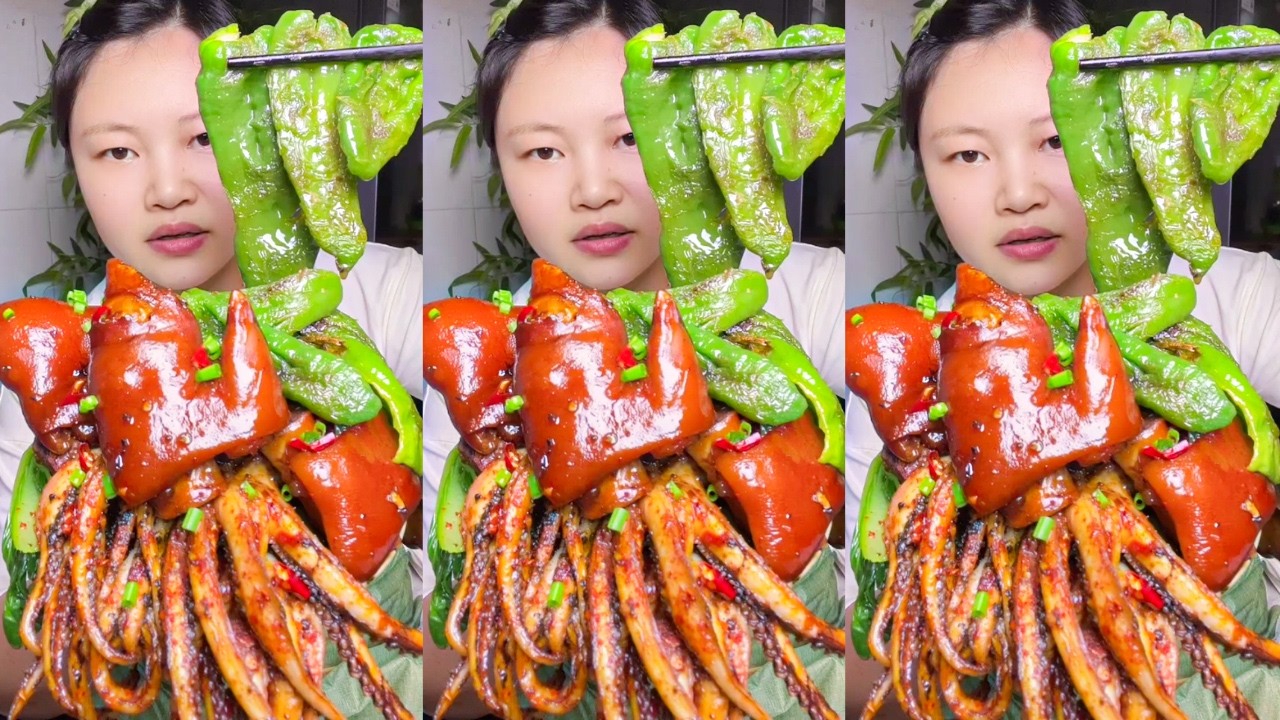 Let&rsquo;s Eat With Jin Braised Pig&rsquo;s Trotter and Spicy Squid Really Delicious Eating Show