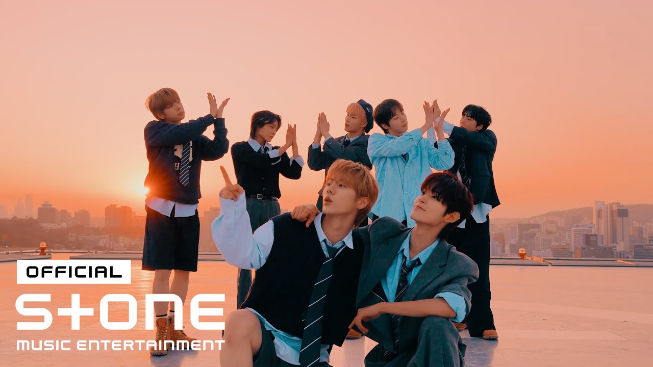 NINE.i (나인아이) - 蜃気楼 (신기루) (MIRAGE) Performance Video