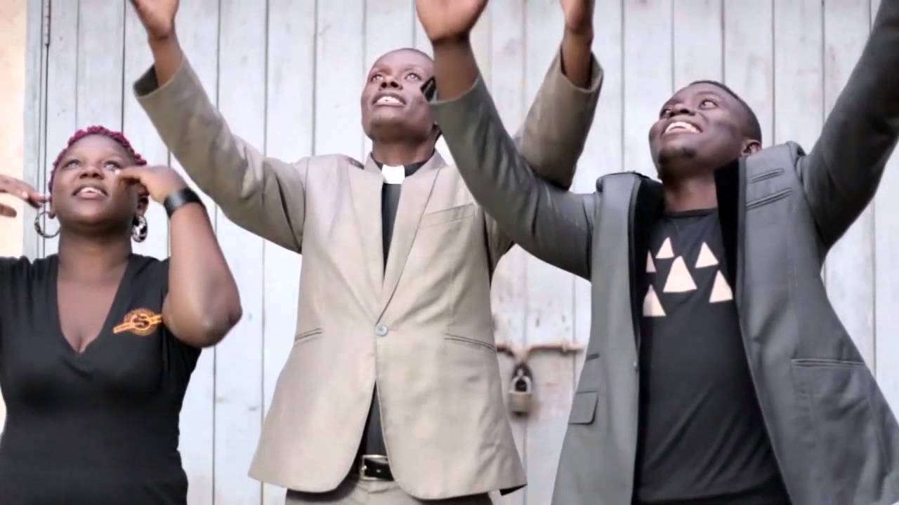 Ekitiibwa Rev Esmond & Rachael Serunjogi [Sandrigo.Promotar] New Gospel Music 2015