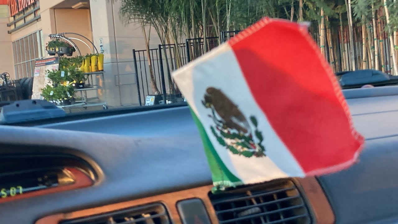 The new walking entrance into Mexicali Mexico 🇲🇽 