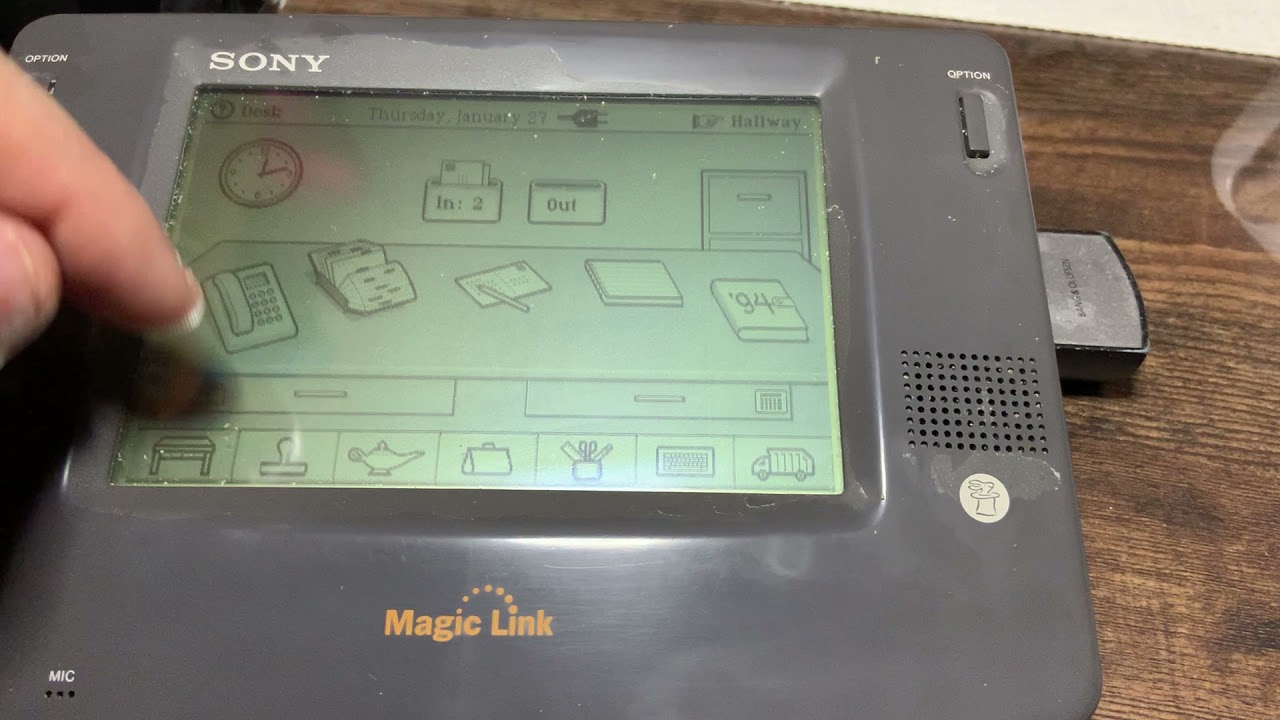 Technosaures : Sony Magic Link