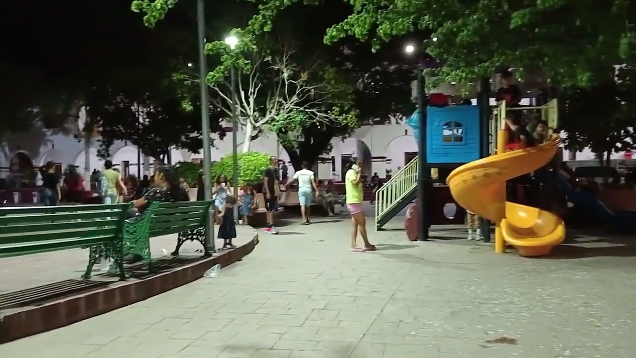 Centro de San Pedro Pochutla, Oaxaca. Noche. #oaxaca #mexico #foryou #viral #costa
