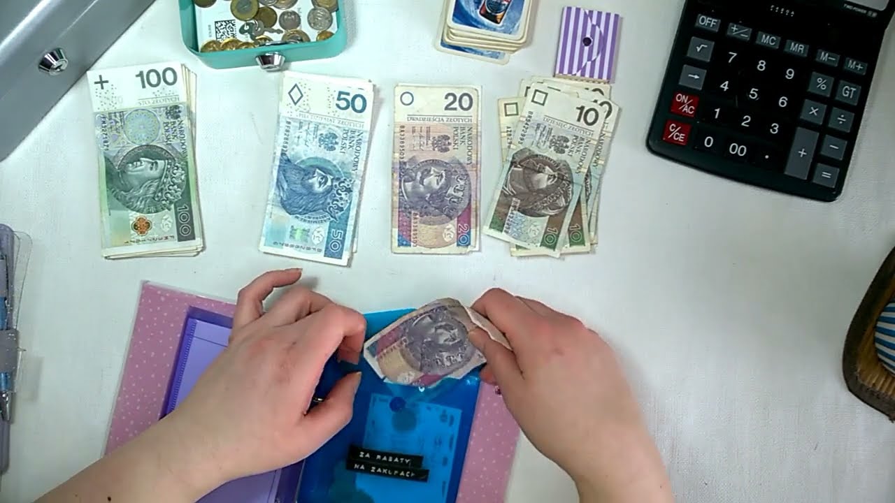 Rozkładam pieniądze do kopert, kwiecień 2022r